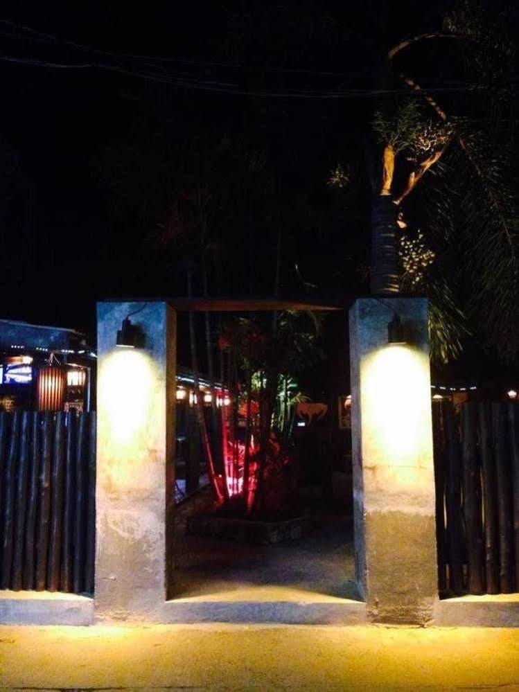 Bamboozle Hostel Haad Rin Luaran gambar