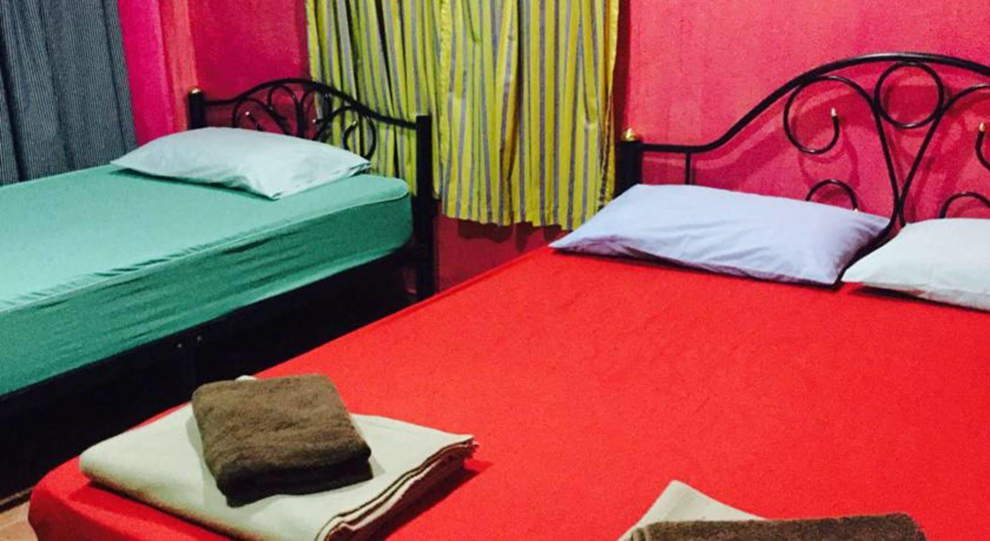Bamboozle Hostel Haad Rin Luaran gambar