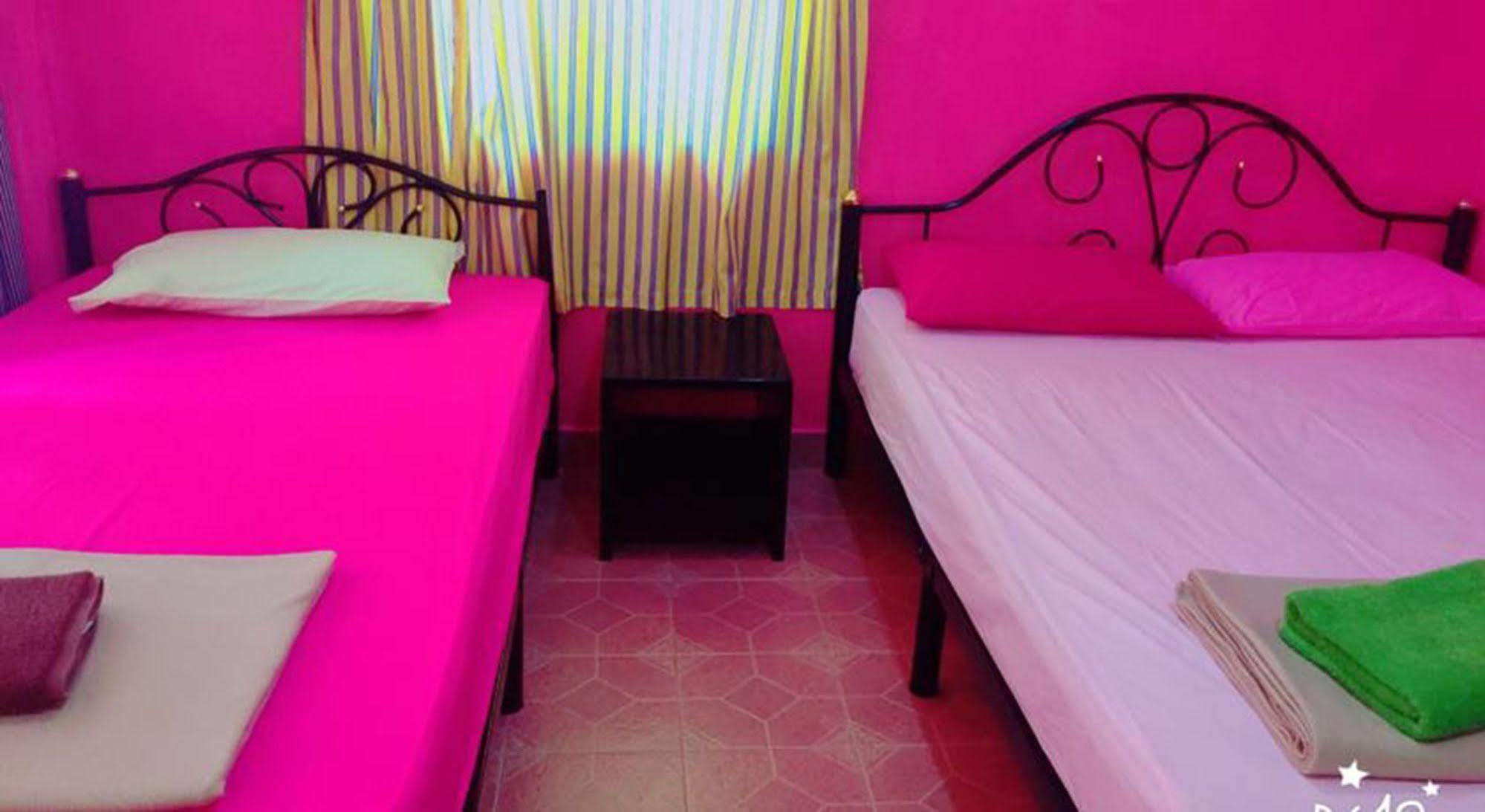 Bamboozle Hostel Haad Rin Luaran gambar