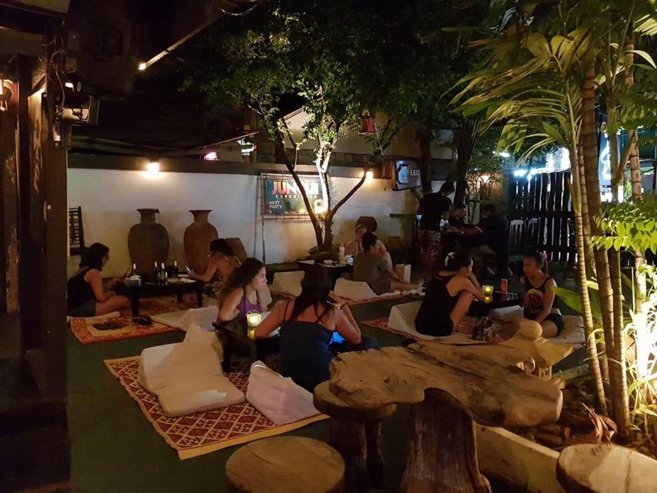 Bamboozle Hostel Haad Rin Luaran gambar